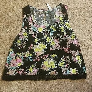 Xhilaration floral crop top